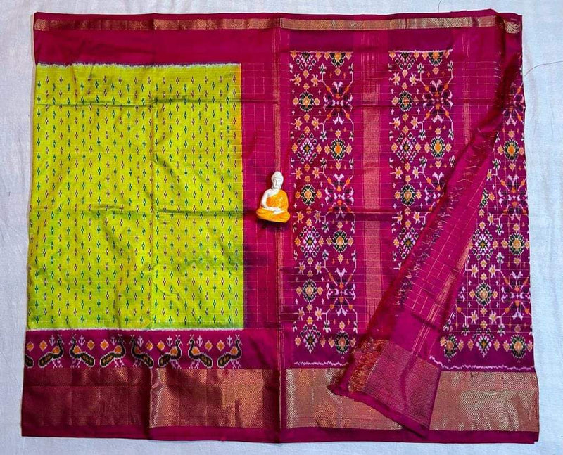 Pochampalli Ikkat Handloom Silk Saree