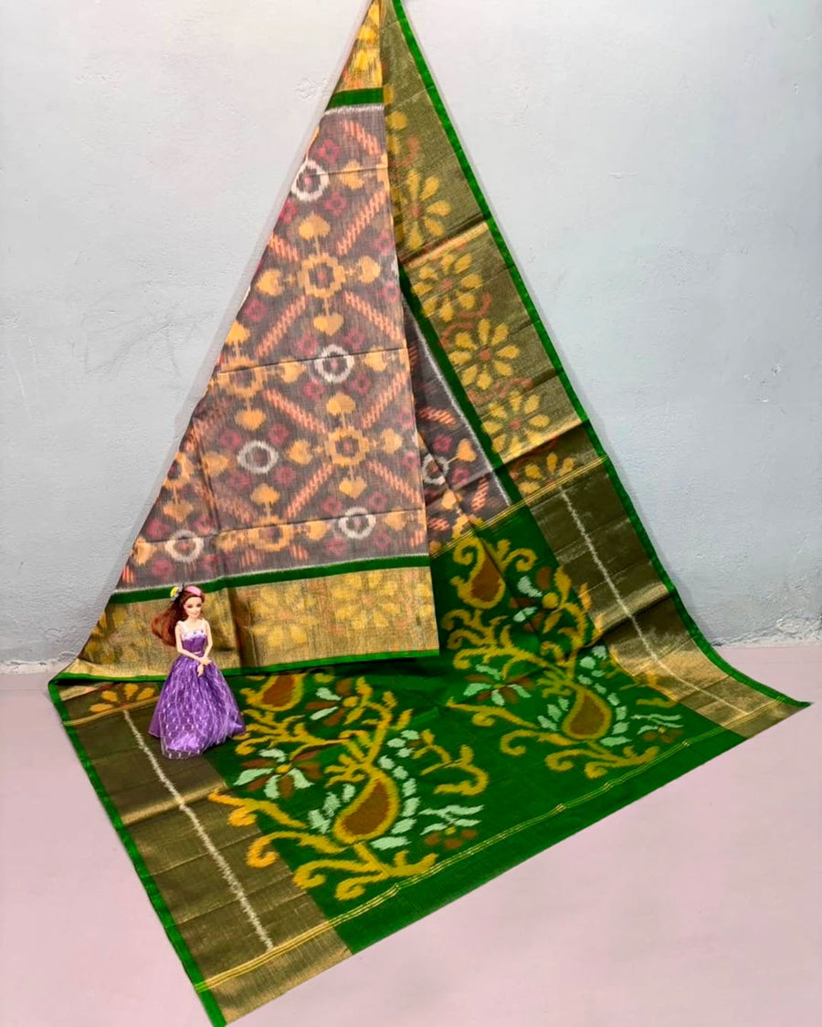 Pochampalli Ikkat Dolla Silk Saree