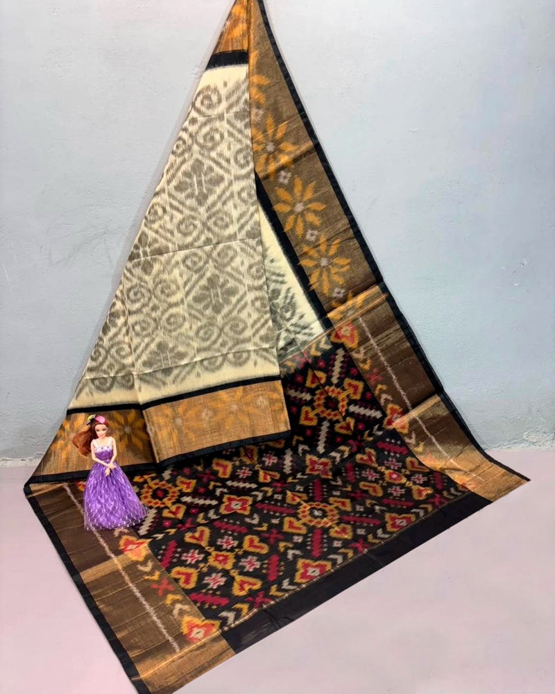 Pochampalli Ikkat Dolla Silk Saree