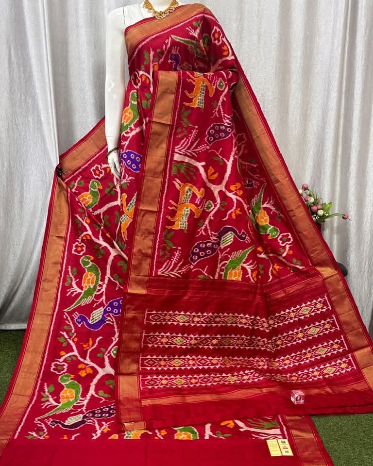 Pochampalli Ikkat Dolla Silk Saree
