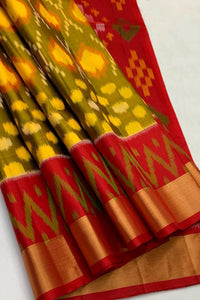 Pochampalli Ikkat Dolla Silk Saree
