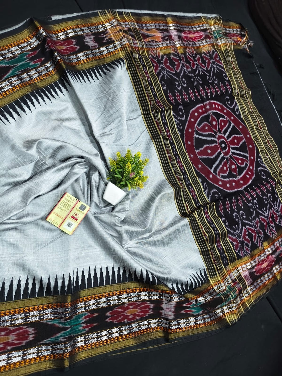 Pochampalli Ikkat Dolla Silk Saree