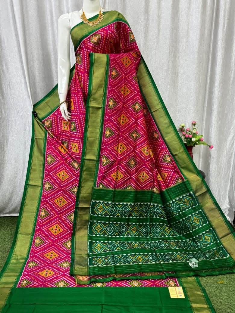 Pochampalli Ikkat Dolla Silk Saree